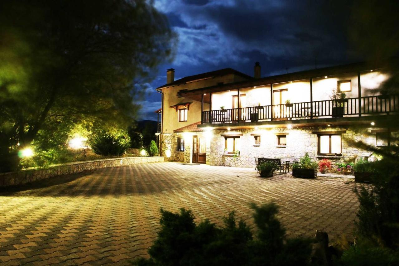 Boutique Hotel Skamnos Arachova Exterior foto